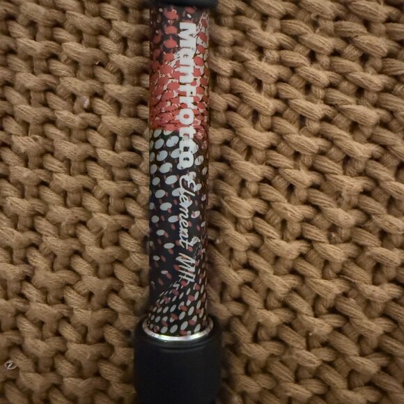 Manfrotto Element MII Aluminum Monopod + Fluid Pan Head - Picture 5 of 12